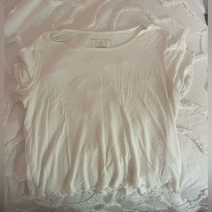 Cropped white t shirt